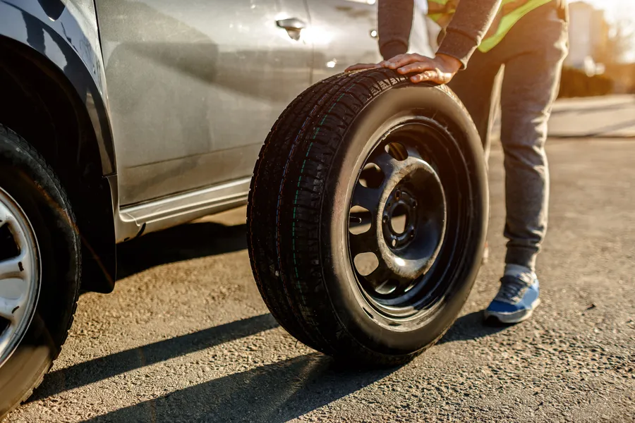 How Mobile Tire Replacement Enhances Roadside Safety in Fort Lauderdale, FL How Mobile Tire Replacement Enhances Roadside Safety in Fort Lauderdale, FL